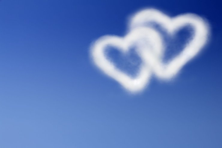 MIŁOSNE TAPETY - miłość love walentynki serca chmury 2.jpg